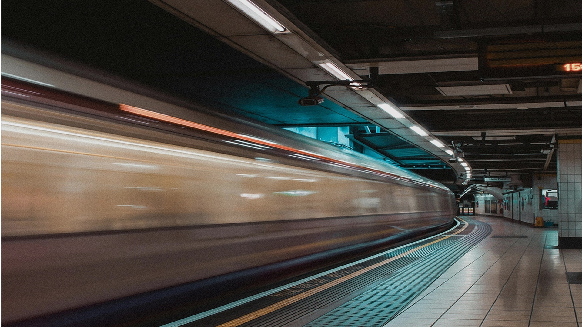 신도림역 동문 디 이스트